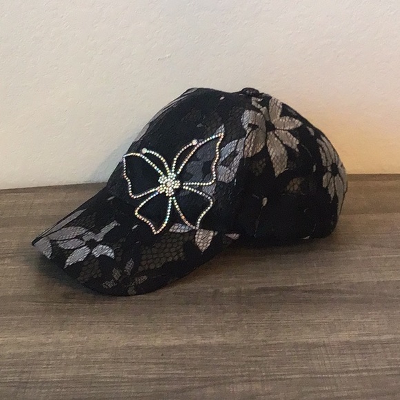 Black Floral Mesh Baseball Cap - Picture 1 of 6